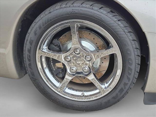 Used 1998 Chevrolet Corvette Coupe RWD image 4