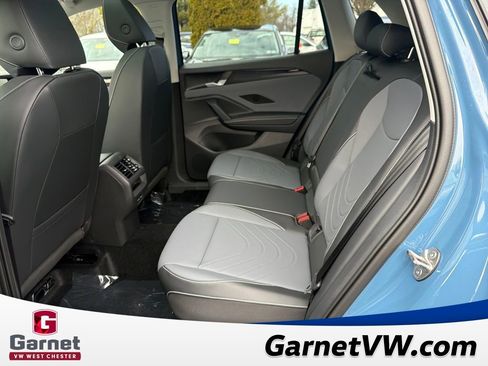 New 2026 Volkswagen Tiguan SE image 19