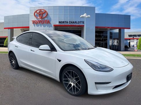 Used 2021 Tesla Model 3 Long Range image 2