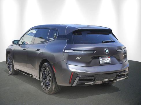 Used 2026 BMW iX xDrive60 w/ M Sport Package AWD/4WD image 4
