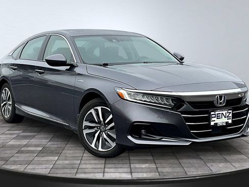 Used 2021 Honda Accord EX image 3