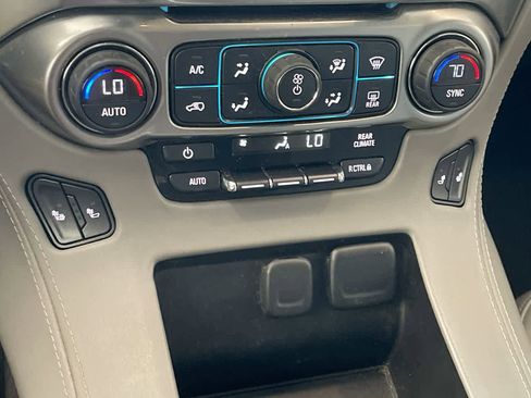 Used 2016 Chevrolet Tahoe LT AWD/4WD image 19