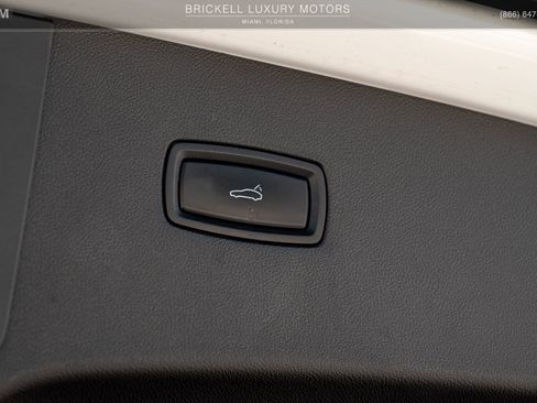 Used 2020 Porsche Cayenne image 14