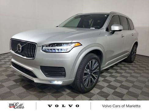 Used 2020 Volvo XC90 T6 Momentum w/ Protection Package Premier image 3