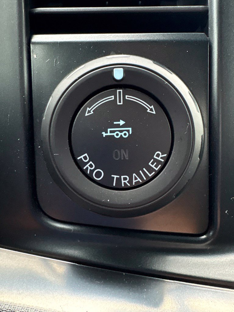 Used 2025 Ford F250 Platinum AWD/4WD image 26