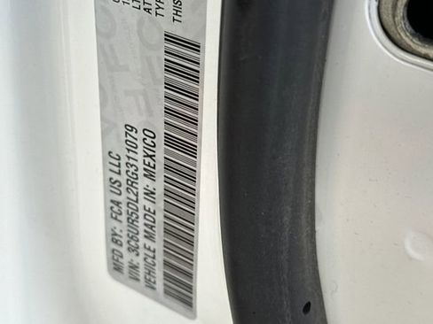 Used 2024 RAM 2500 Big Horn image 23