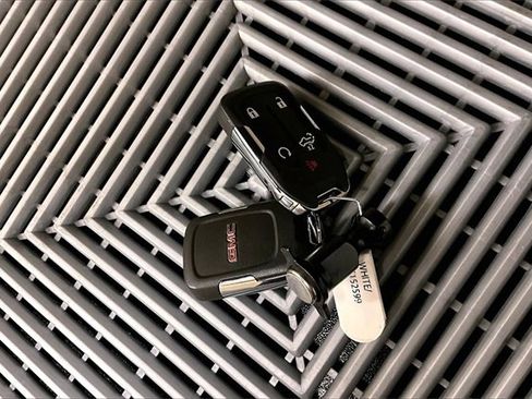 Used 2023 GMC Sierra 3500 SLE w/ SLE Value Package image 10