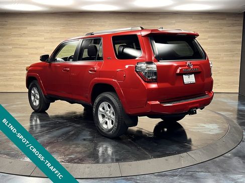 Used 2021 Toyota 4Runner SR5 Premium image 8