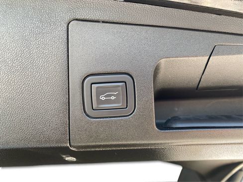 Used 2024 Cadillac XT5 Premium Luxury image 24