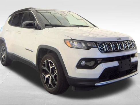 Used 2025 Jeep Compass Limited AWD/4WD image 1