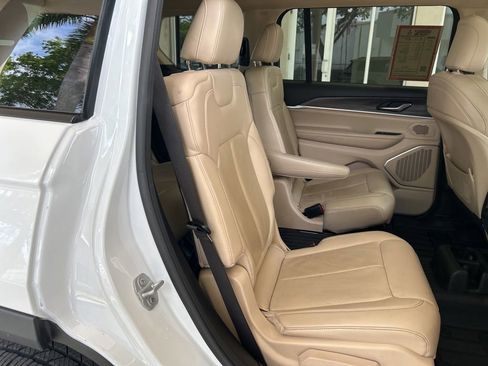 Used 2021 Jeep Grand Cherokee L Limited RWD image 28