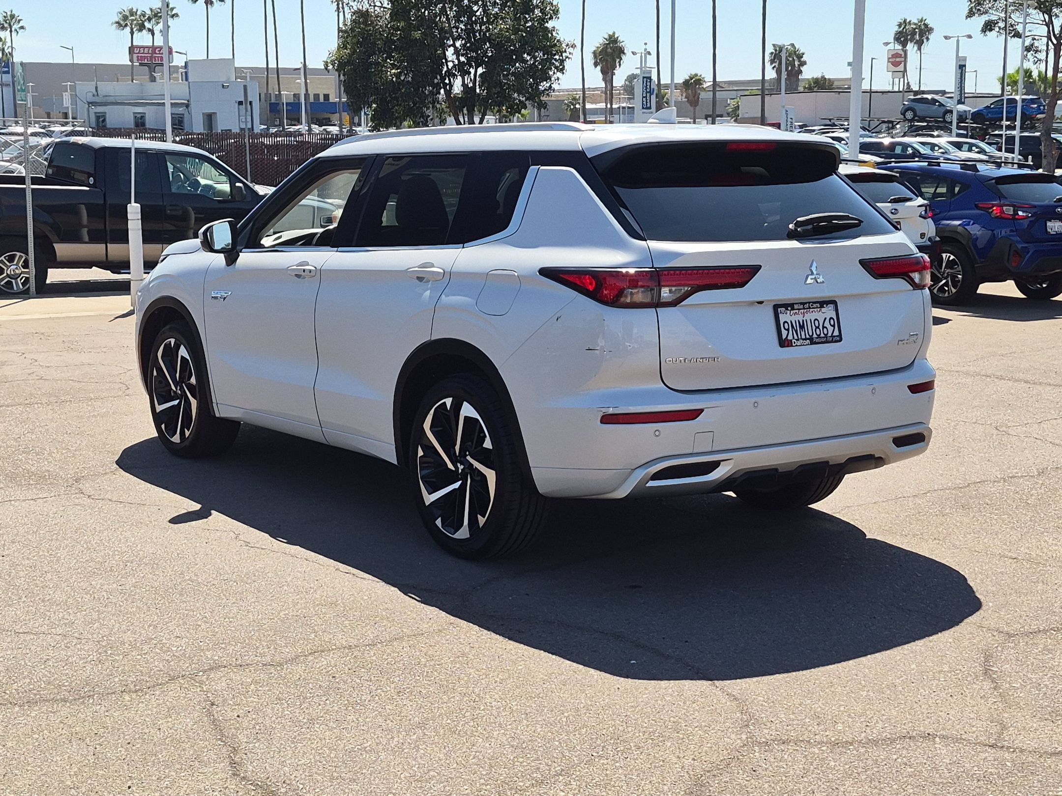 Used 2024 Mitsubishi Outlander SEL AWD/4WD image 6