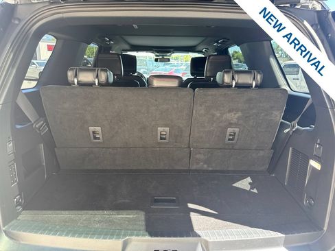 Used 2024 Ford Expedition Limited AWD/4WD image 13