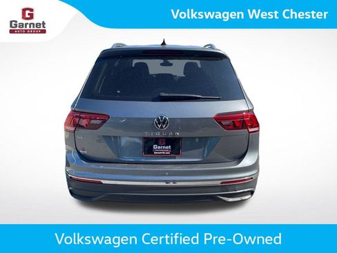 Certified 2023 Volkswagen Tiguan SE FWD image 4