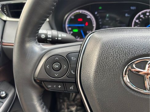Used 2022 Toyota Venza Limited w/ Advanced Technology Package AWD/4WD image 30