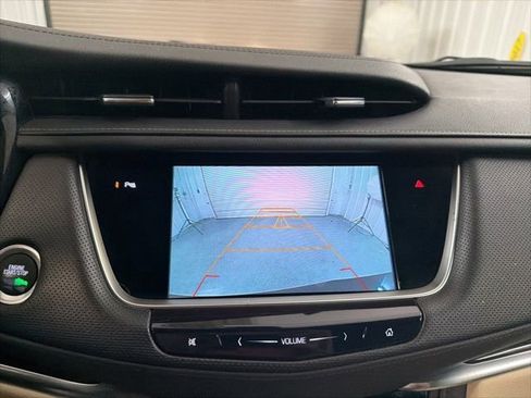 Used 2017 Cadillac XT5 FWD image 28