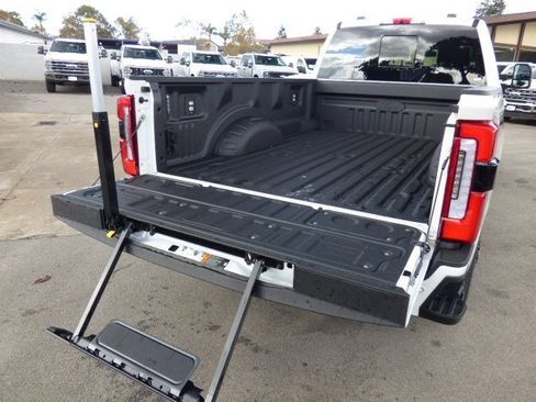 New 2026 Ford F350 Platinum image 23