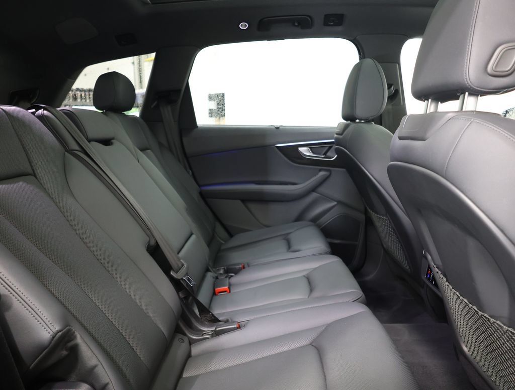 Certified 2024 Audi Q7 3.0T Prestige AWD/4WD image 24