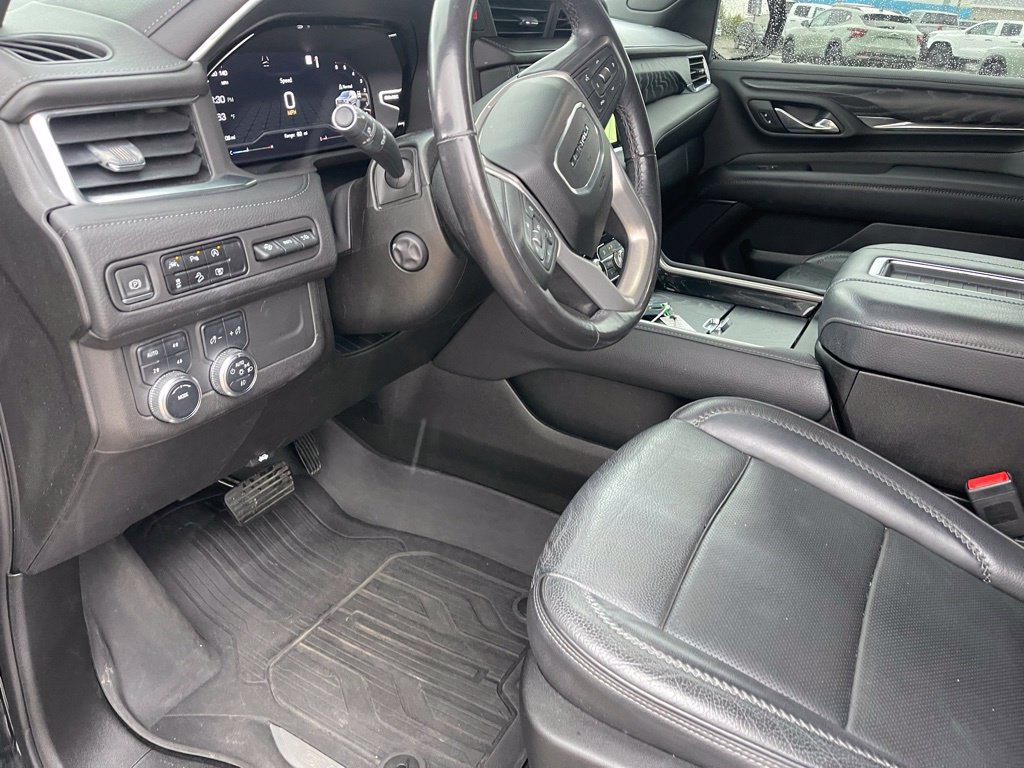 Used 2023 GMC Yukon Denali AWD/4WD image 13