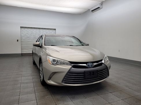 Used 2017 Toyota Camry XLE image 14