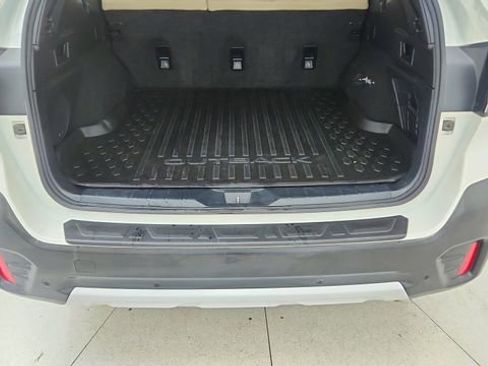 Used 2020 Subaru Outback Limited w/ Popular Package #2 AWD/4WD image 14