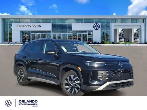 New 2026 Volkswagen Tiguan S image 1