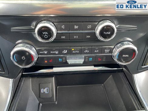 Used 2022 Ford F150 Lariat image 15