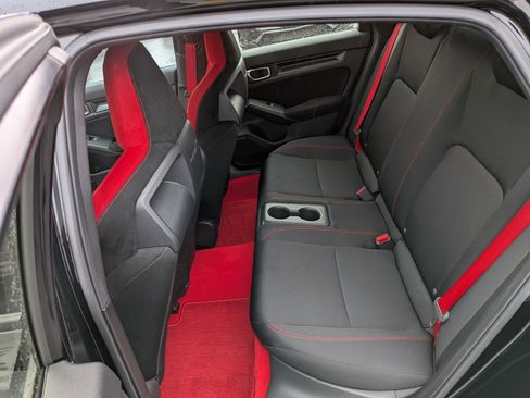 Used 2023 Honda Civic Type R image 14
