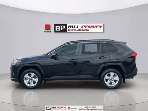 Used 2021 Toyota RAV4 XLE image 2