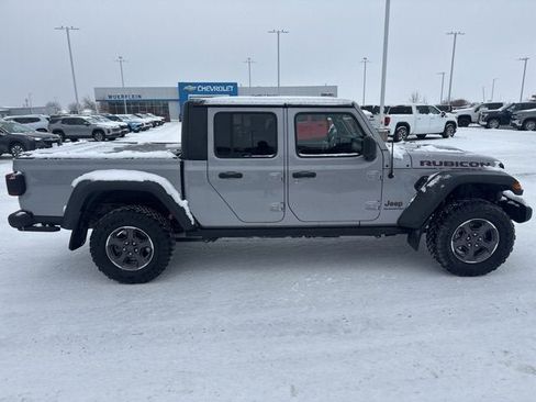 Used 2020 Jeep Gladiator Rubicon image 2