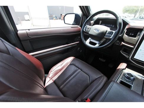 Certified 2022 Ford Expedition Max Limited RWD image 11