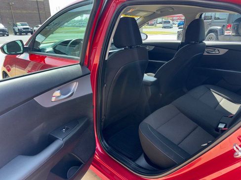 Used 2024 Kia Forte LXS image 13