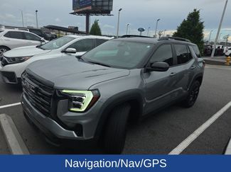 Used 2025 GMC Terrain Elevation w/ Elevation Premium Package AWD/4WD video 3