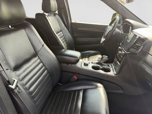Used 2019 Jeep Grand Cherokee Limited X image 15