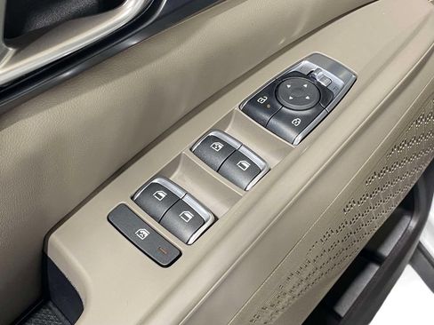 New 2026 Kia Carnival FWD image 18