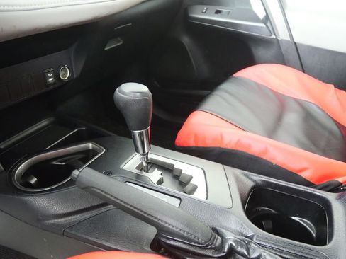 Used 2016 Toyota RAV4 XLE image 20