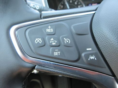 Certified 2024 Chevrolet Equinox LT AWD/4WD image 25