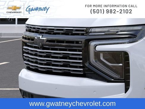 New 2026 Chevrolet Suburban High Country AWD/4WD image 13