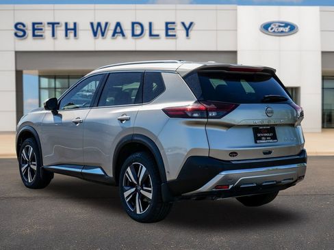 Used 2023 Nissan Rogue Platinum w/ Platinum Premium Package FWD image 5