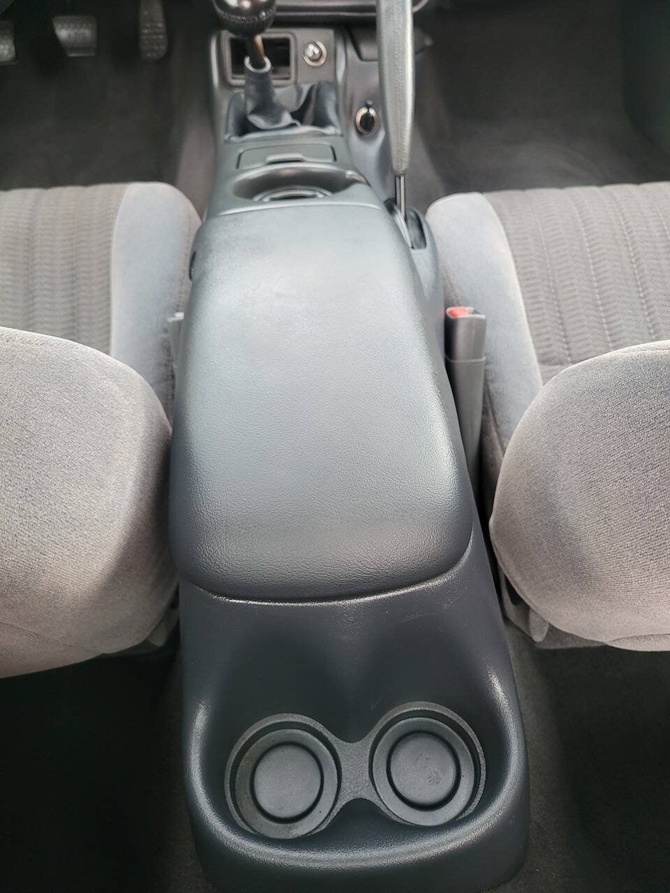 Used 1998 Chevrolet Camaro LT RWD image 27