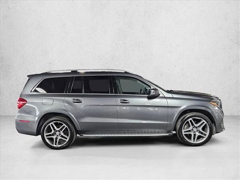 Used 2017 Mercedes-Benz GLS 550 4MATIC image 4
