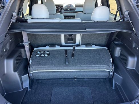 New 2026 Mitsubishi Outlander SEL image 16