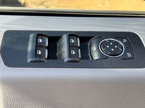 Used 2019 Ford F150 XL w/ Equipment Group 101A Mid image 6