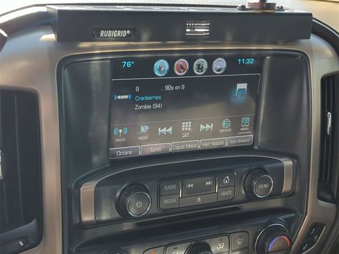 Used 2018 GMC Sierra 3500 Denali w/ Duramax Plus Package image 15