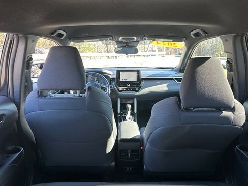 Used 2024 Toyota Corolla Cross AWD Hybrid image 13