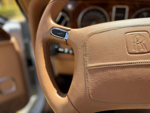 Used 2000 Rolls-Royce Corniche image 15