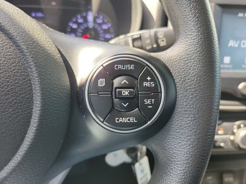 Used 2020 Kia Soul S FWD image 21