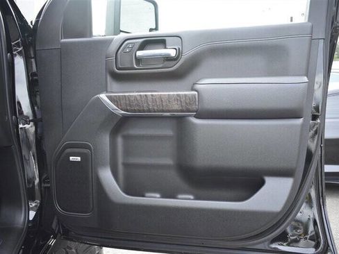 Used 2022 GMC Sierra 2500 Denali w/ Denali Ultimate Package image 28