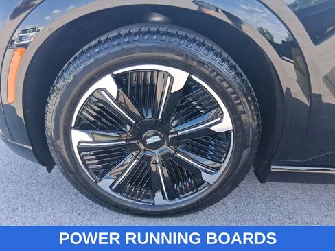 Used 2025 Cadillac Escalade IQ Sport 2 AWD/4WD image 14