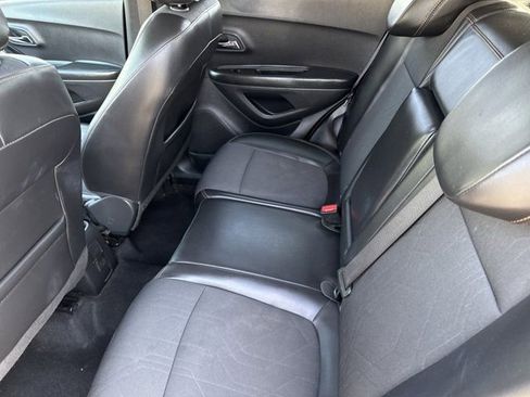 Certified 2022 Chevrolet Trax LT w/ Sport Edition AWD/4WD image 15